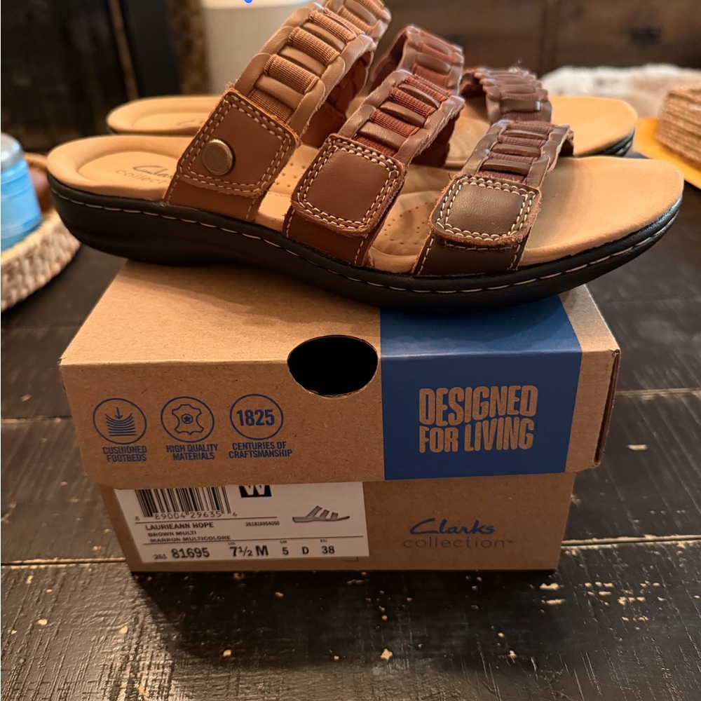 Clarks Laurieann Hope Brown Sandals - Picture 4 of 5